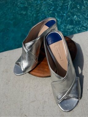 Stuart Weitzman Galene Sandals Size 9.5